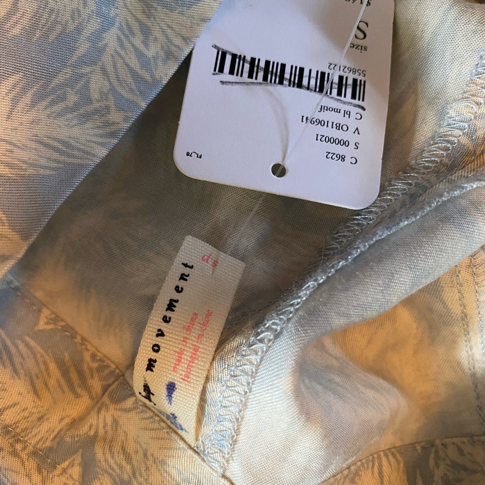 NWT Free People Movement Size Small active wear - Picture 5 of 8